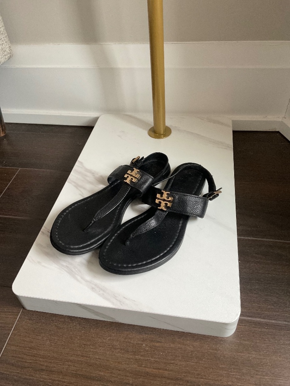 Tory Burch Black Leather Thong Sandals with Gold Logo